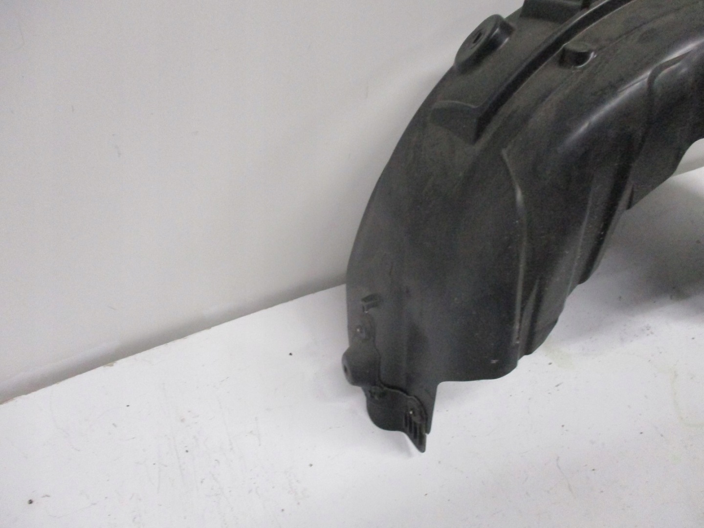 mudguard Citroen DS4 9833766080 9833764980 right left