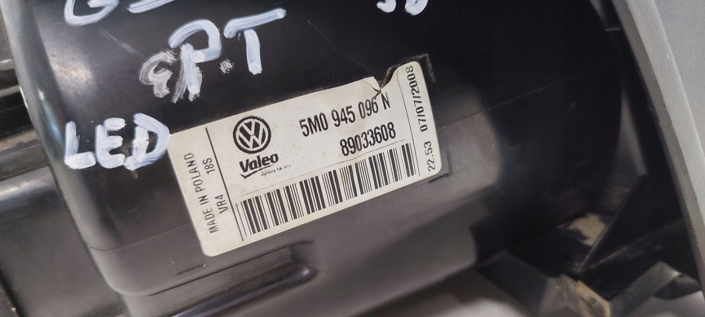 light rear part rear right w fender VW Golf plus