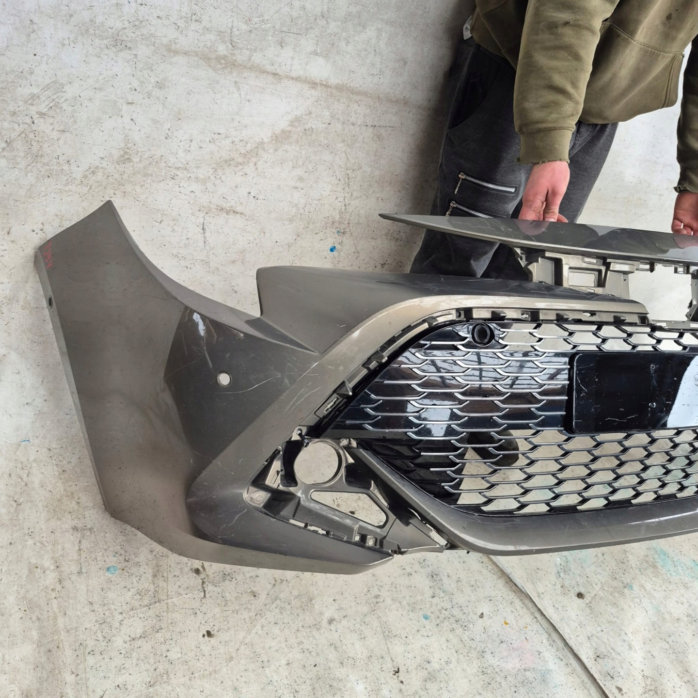 TOYOTA COROLLA E21 GR KOMBI HB 19- bumper front front 52114-YY010