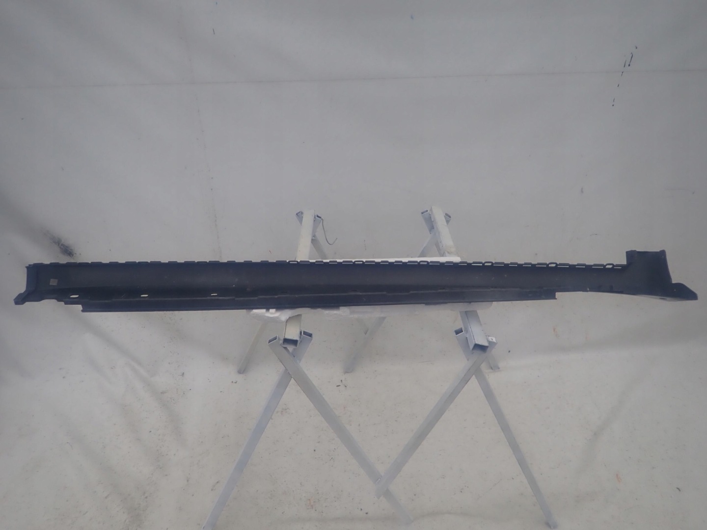AUDI A4 B7 04-08 threshold left moulding threshold left