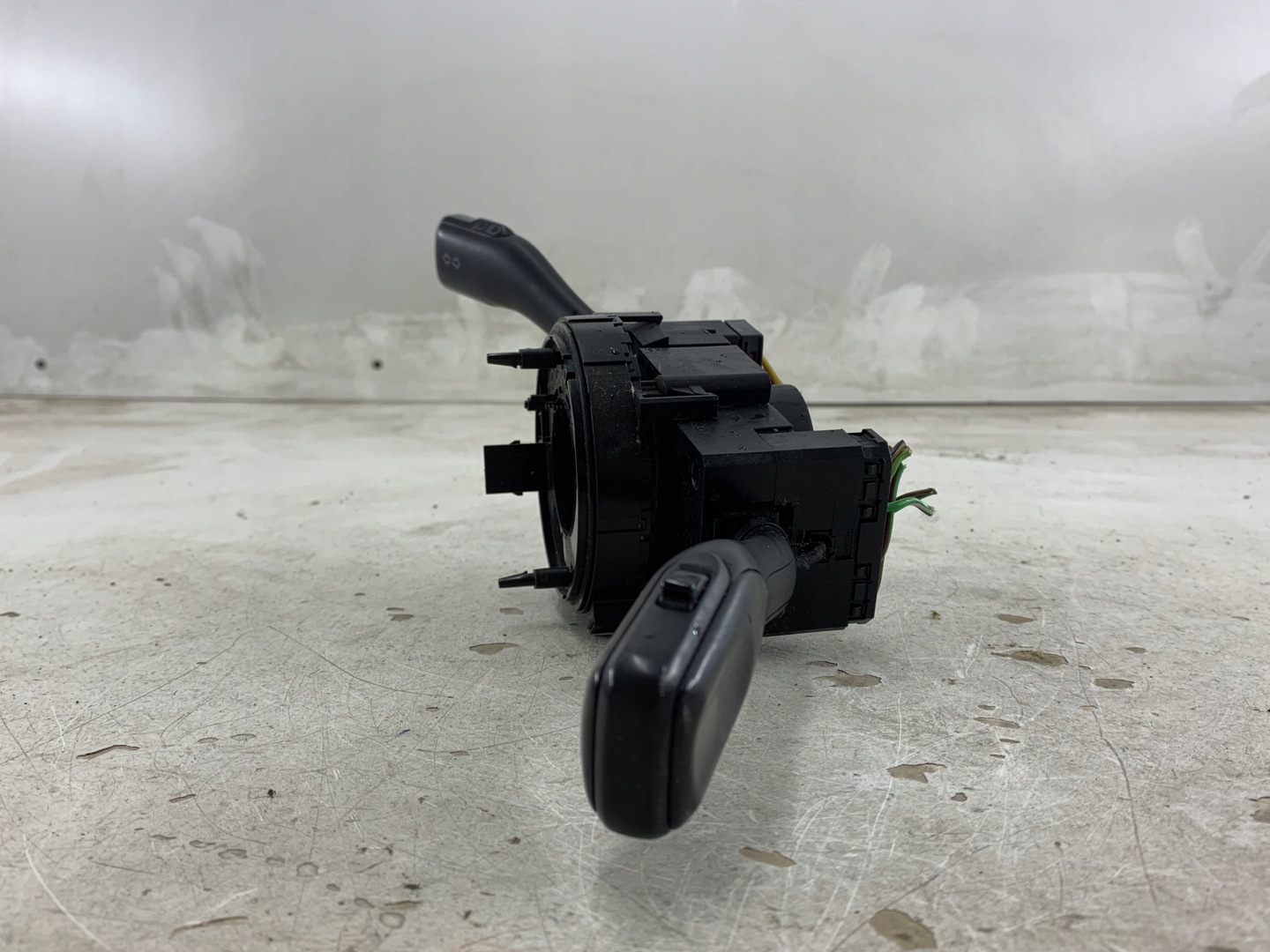 AUDI A3 8L VW GOLF IV FABIA and PASSAT B5 steering wheel levers and controls ring