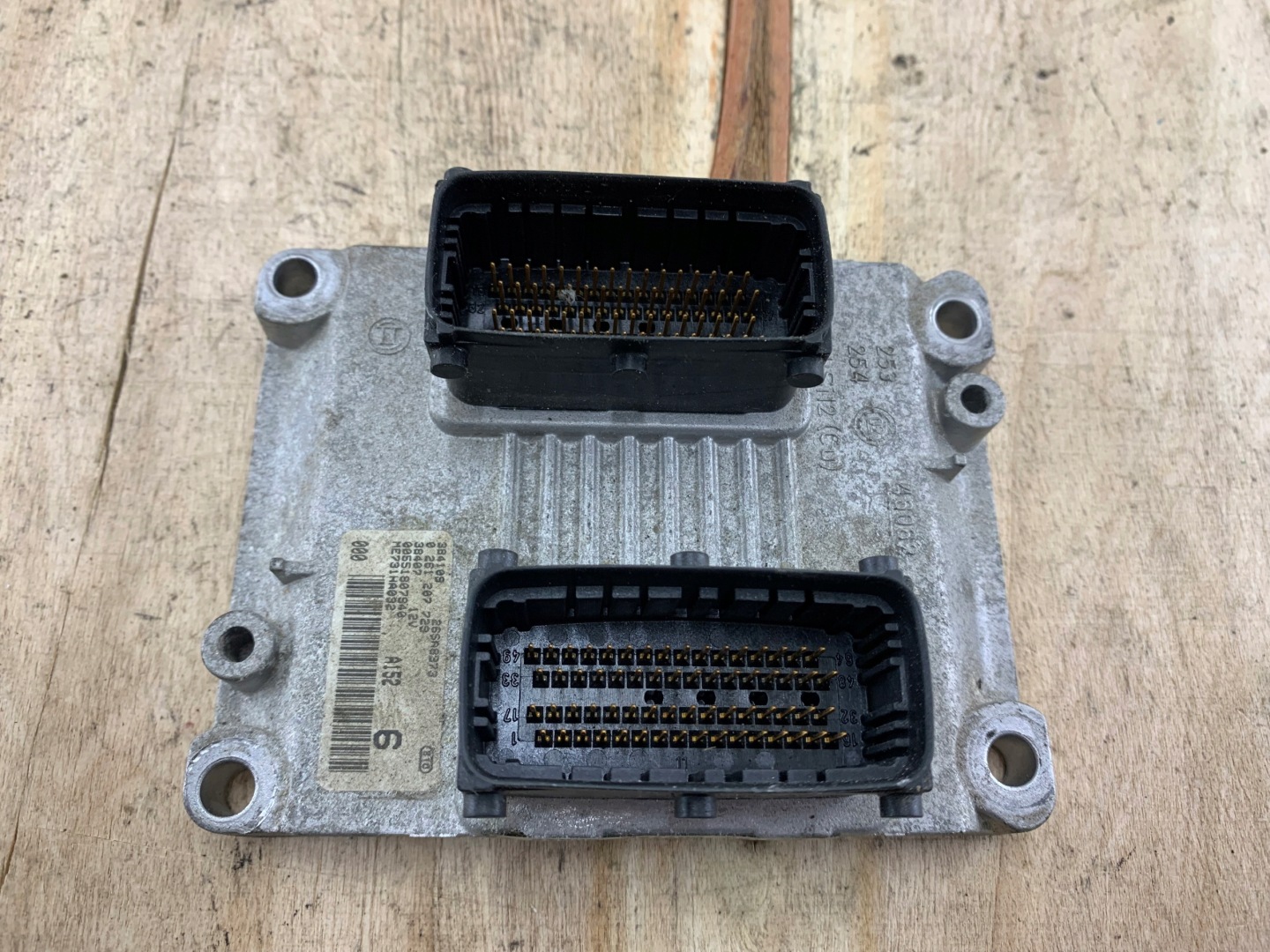 ALFA ROMEO 156 1.6 control unit of the engine 0261207729