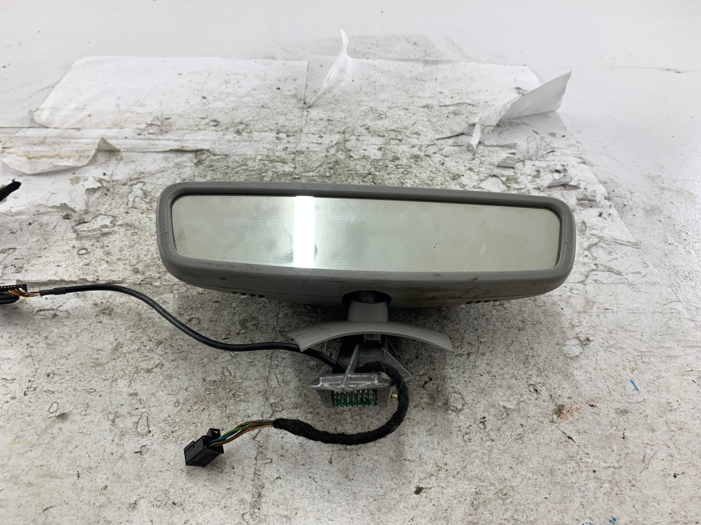 MERCEDES W211 rear-view mirror inner 2118110107