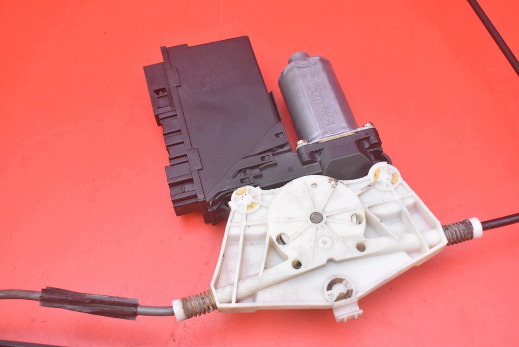 window regulator right front EU 8E1959802B AUDI A4 B6 sedan 00-05
