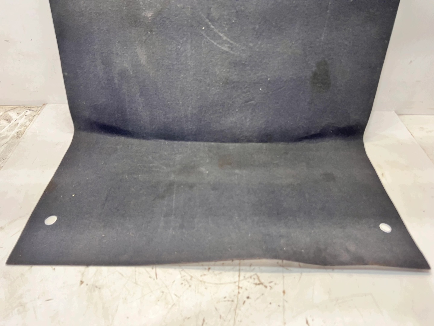 floor boot AUDI A6 C6 sedan 4F5863463A