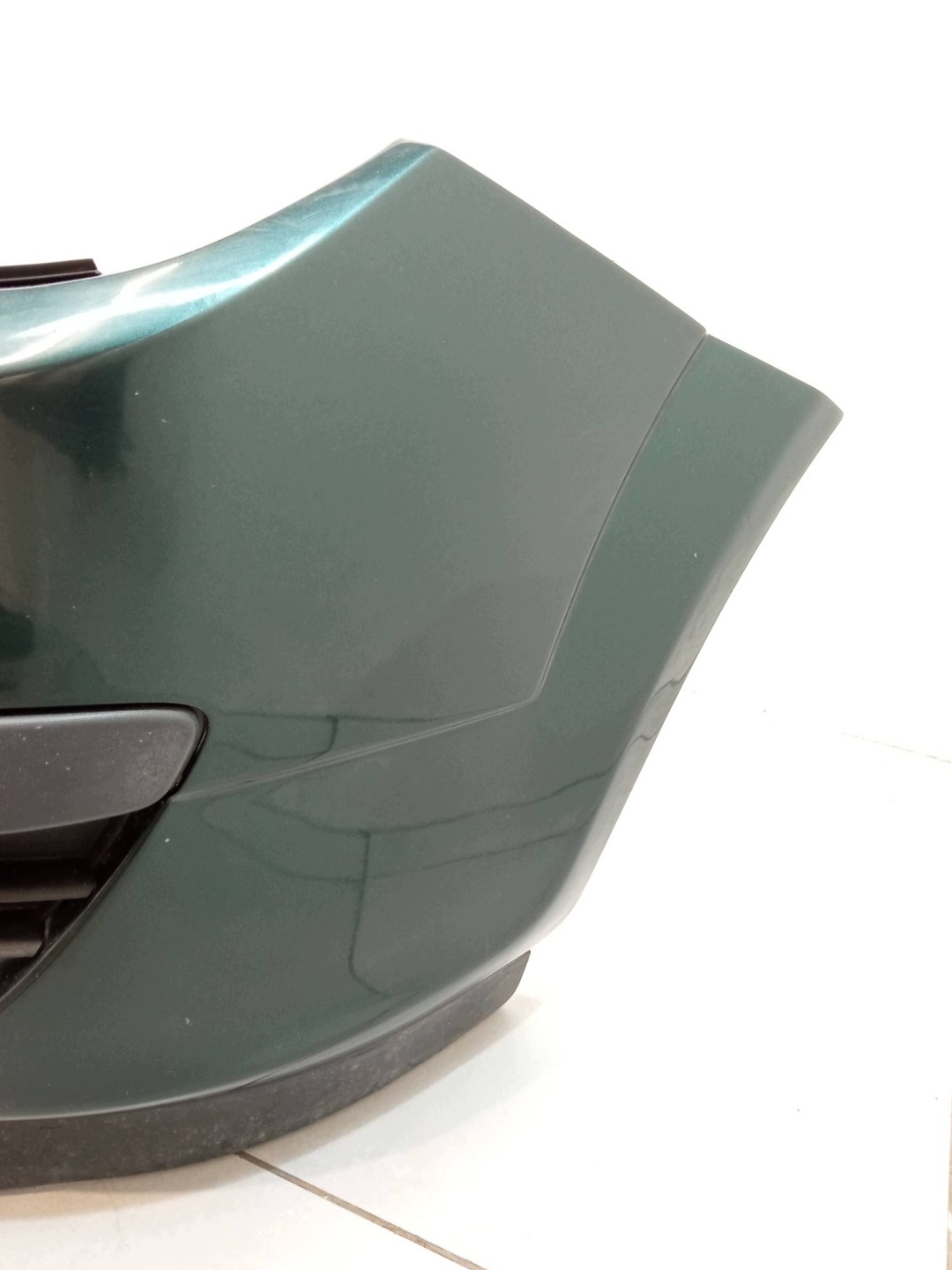 bumper front green Opel Astra III (2004-2014 ) H