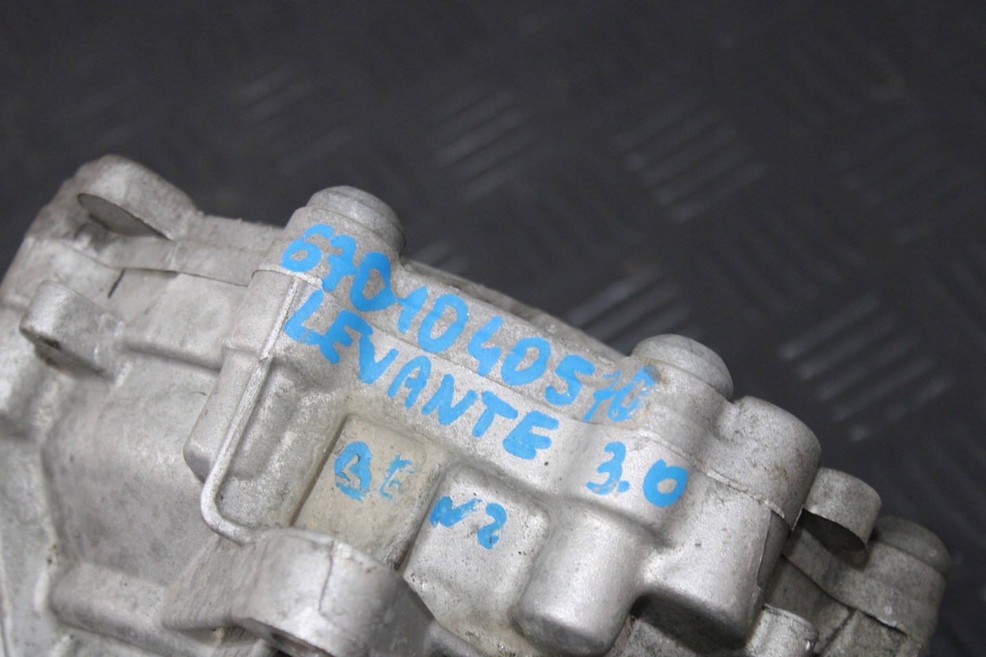 differential diff front front MASERATI LEVANTE M161 6701040570