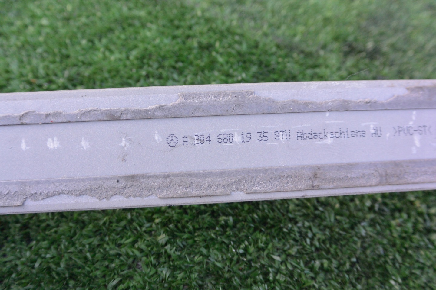 moulding threshold right MERCEDES W204 COUPE LIFT