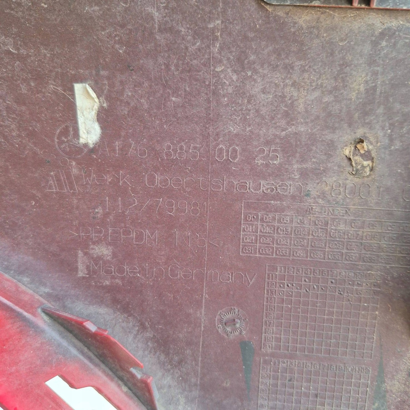MERCEDES A KLASA W176 12- bumper front front PDC