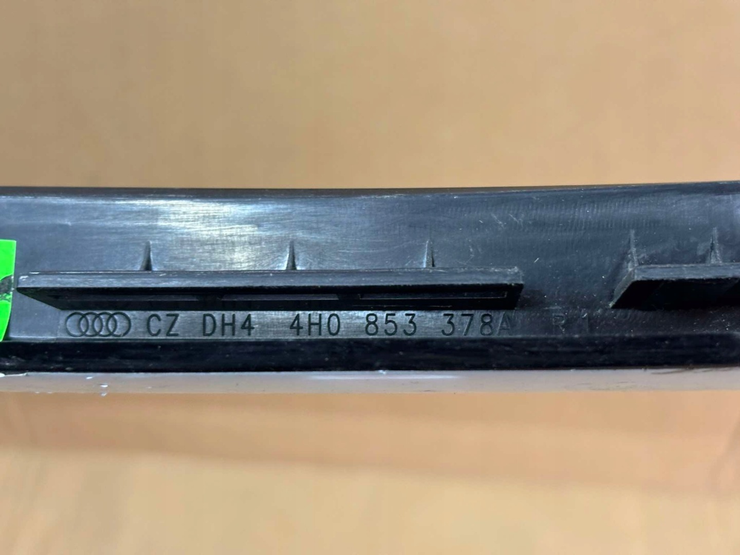 moulding for pillar PRZWY front AUDI A8 4H0853378A