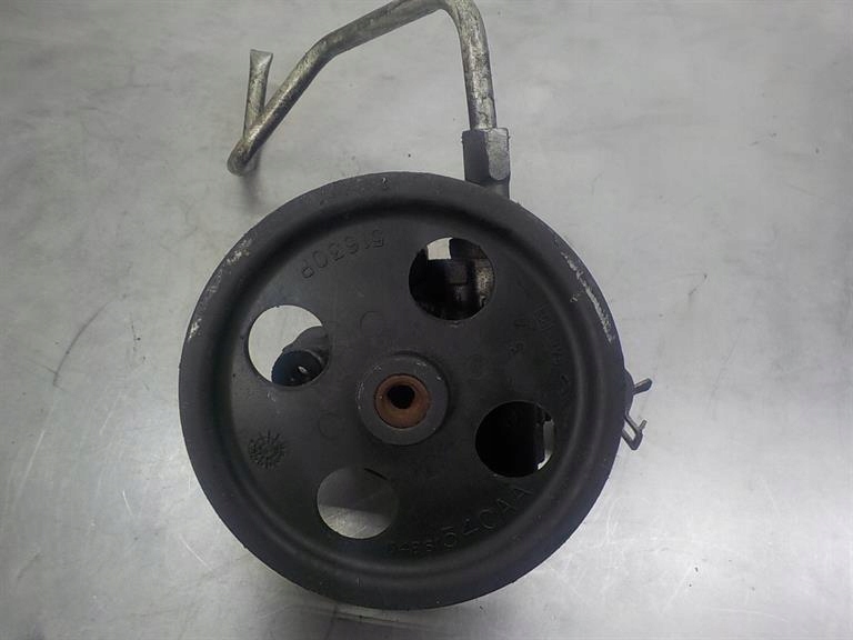 Pompa servosterzo DODGE CARAVAN 04861540AA