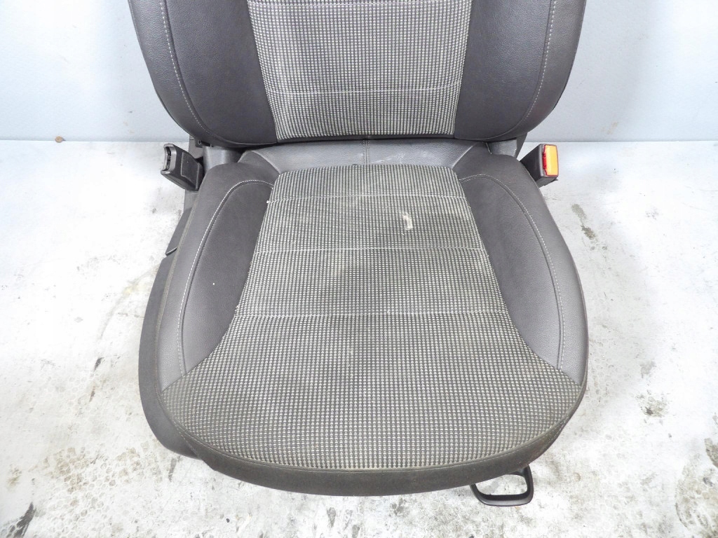 OPEL INSIGNIA A Siège Passegers