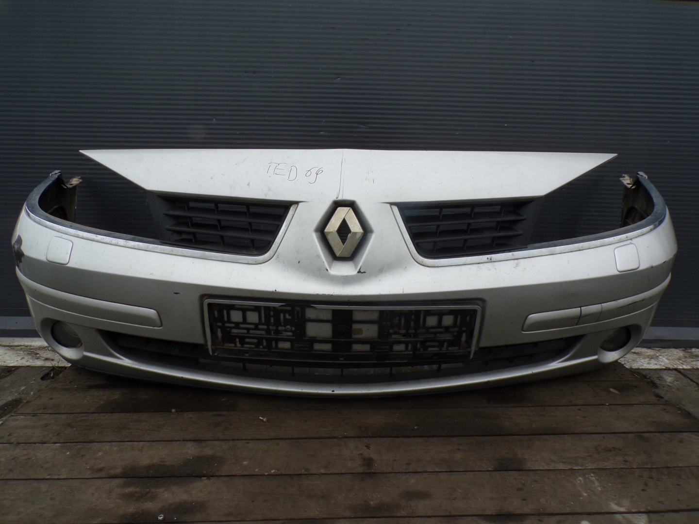 front bumper front RENAULT MEGANE 2 II LIFT washers colour TED69