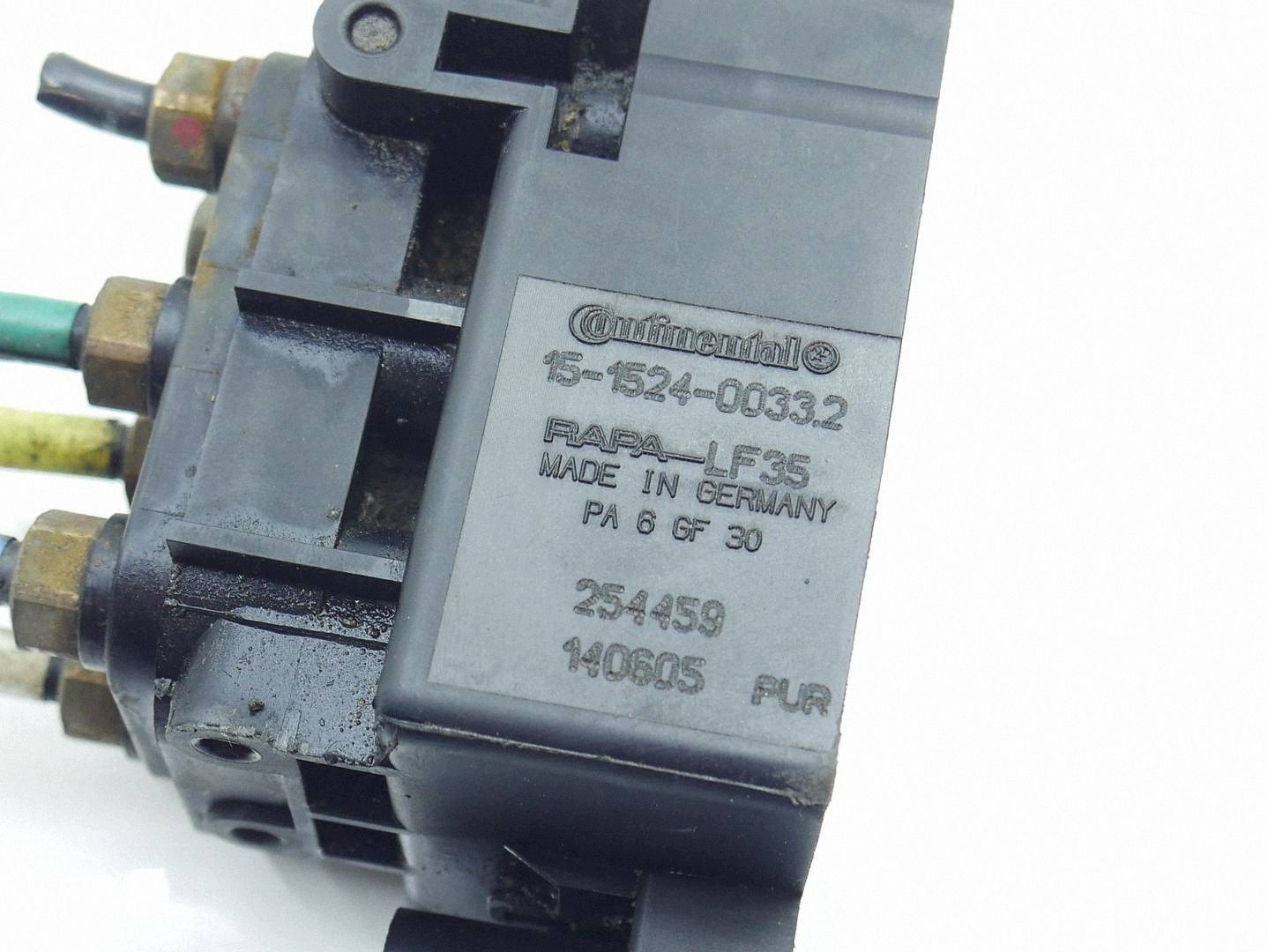 BLOK ZAWOROWY distributor springing AUDI Q7 15-1524-0033.2