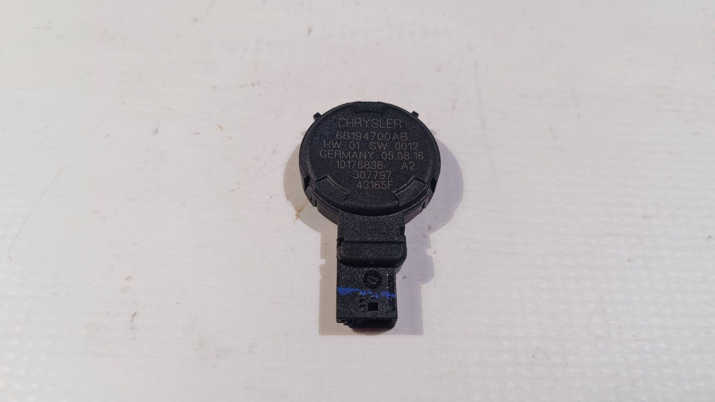 Sensor Regen wilgotnosci Jeep Chrysler Dodge 2014