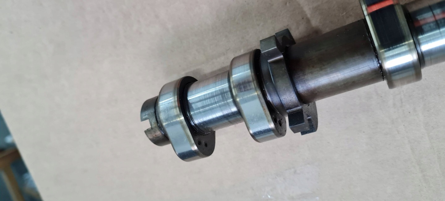 S8 D3 S6 C6 Arbre à cames 5.2 V10 FSI 07L109104A