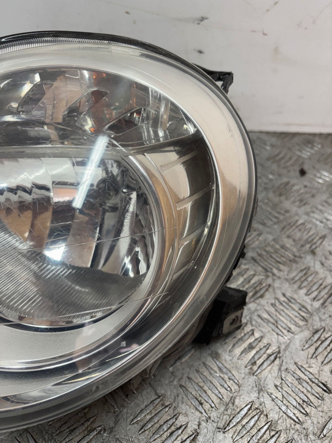 REFLEKTOR light left FIAT 500 07