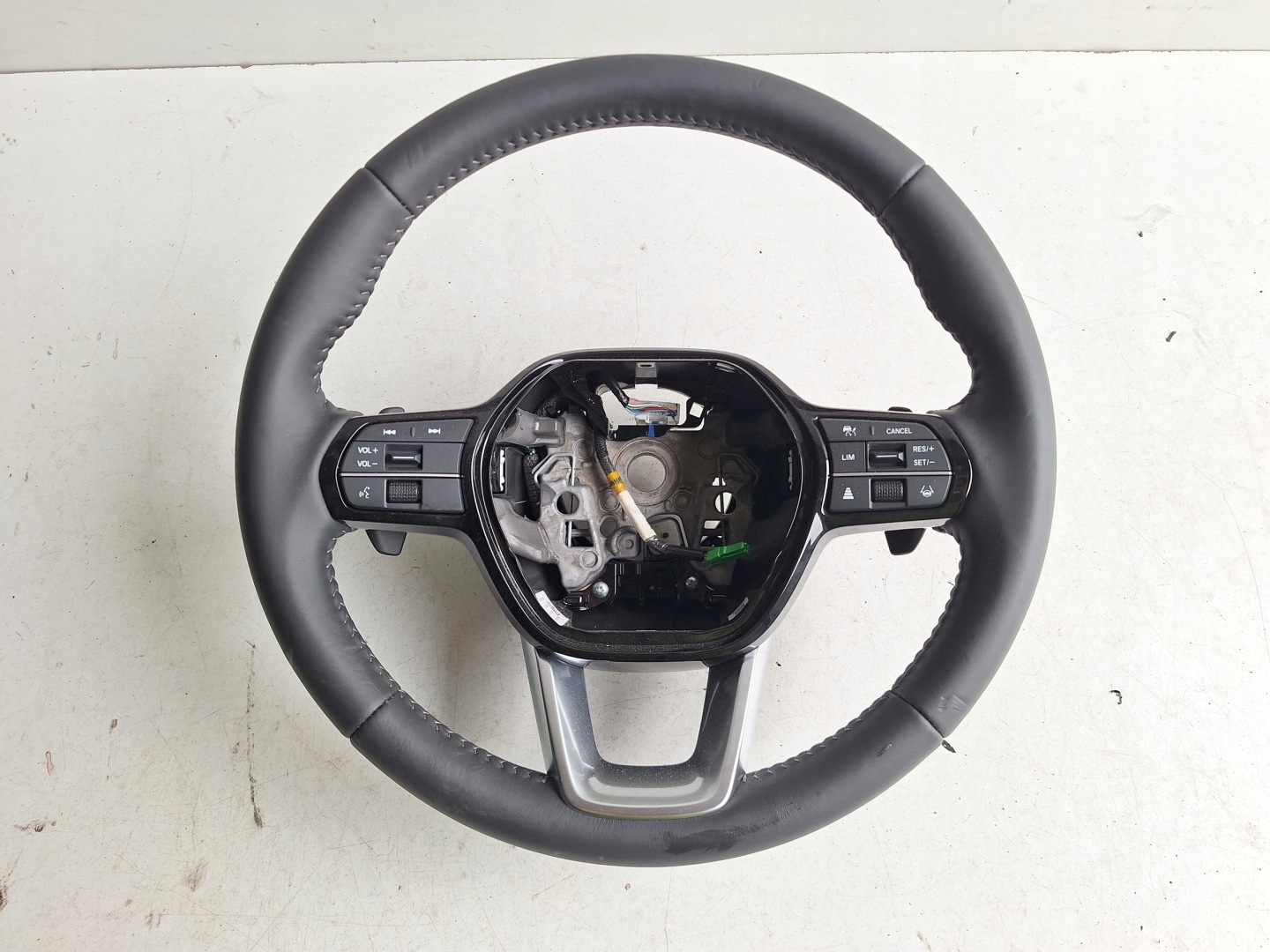 HONDA CR-V VI 2023-> lenkrad