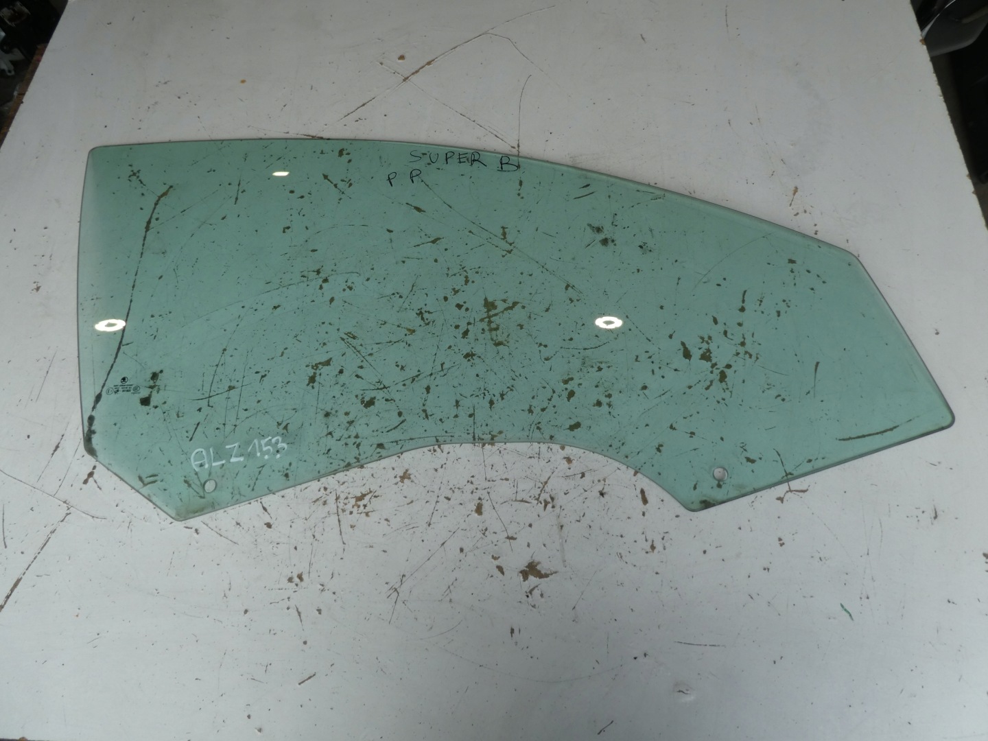 SKODA SUPERB 2 II 11r window door right front