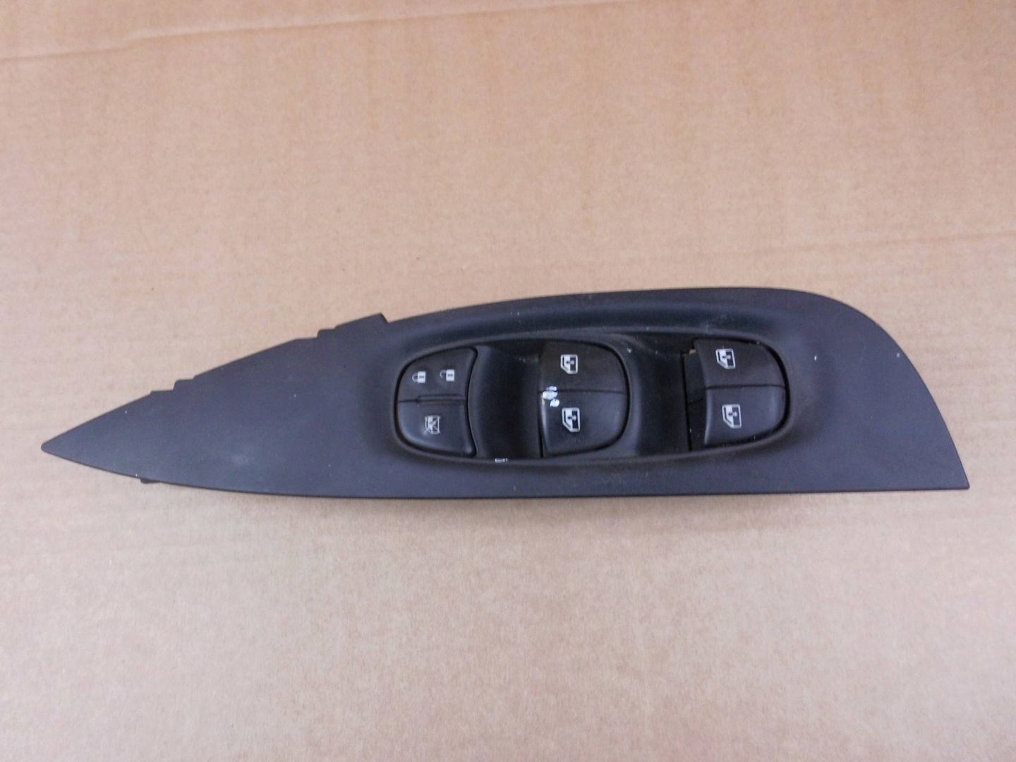 Nissan Qashqai II J11 panel window control switch left front front 25401 HV01B