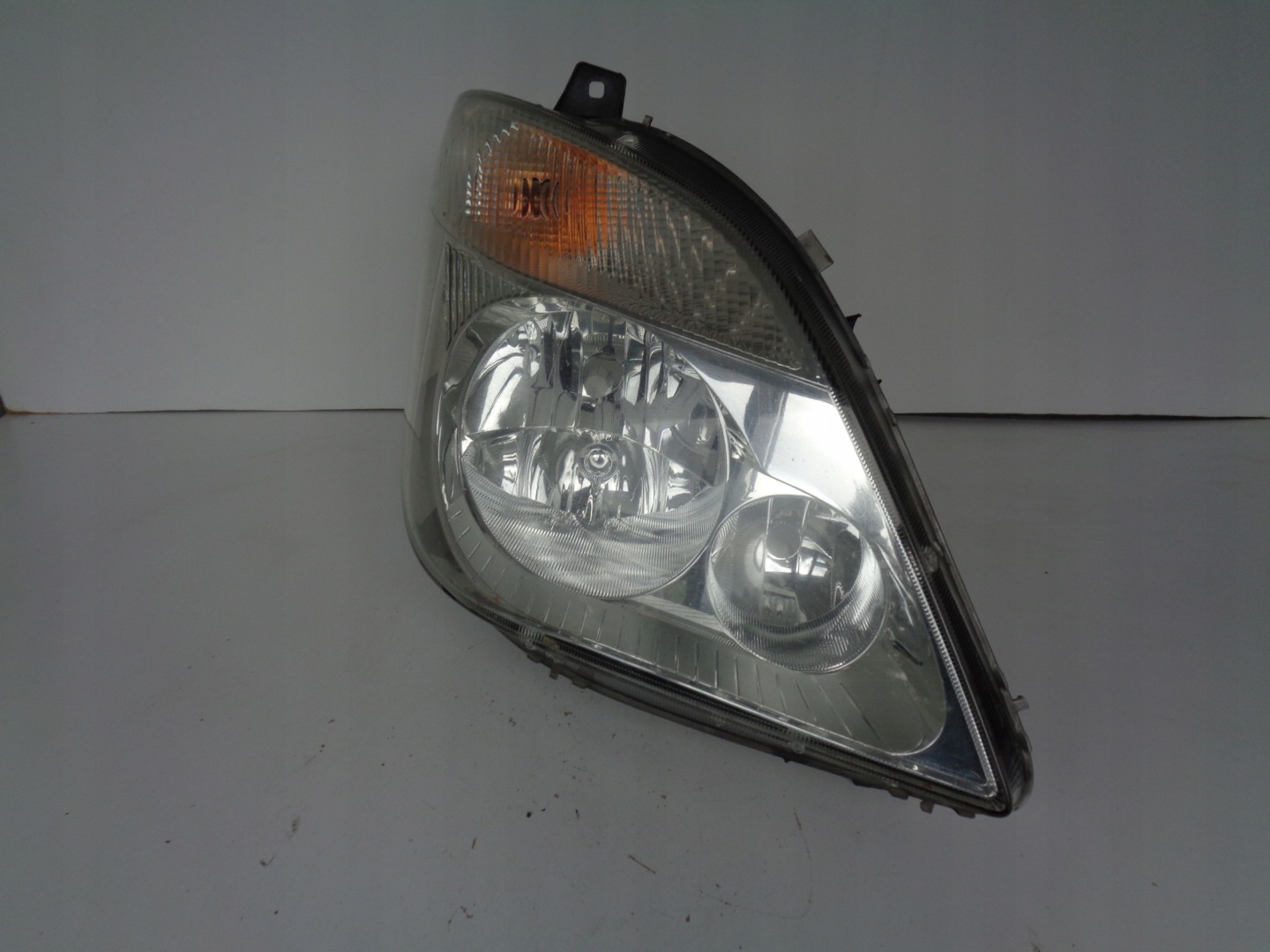 light right REFLEKTOR MERCEDES SPRINTER W906 06-13