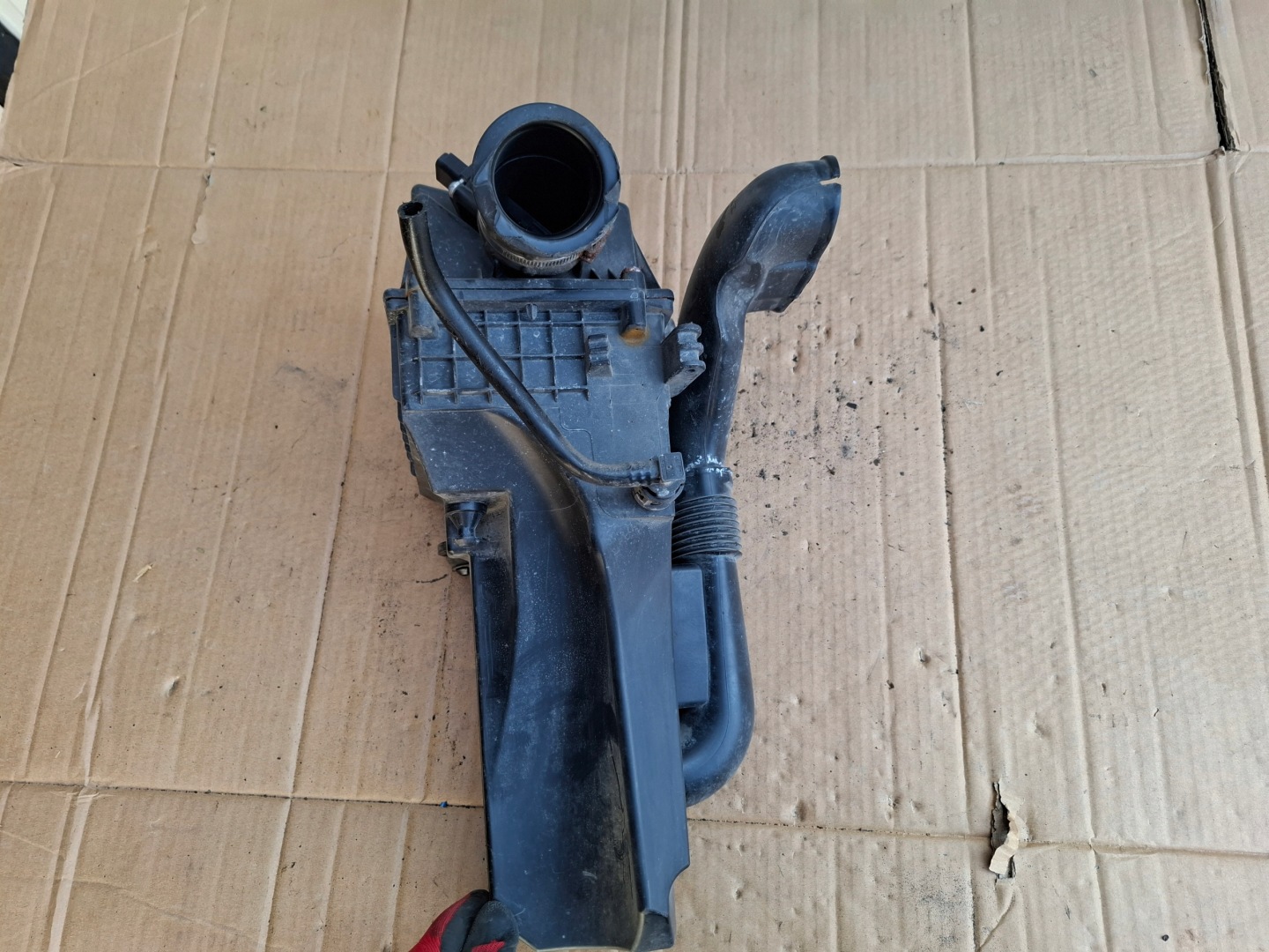 Gehäuse filter luft komplett FORD FIESTA MK7 B-MAX 8V21-9600-EF