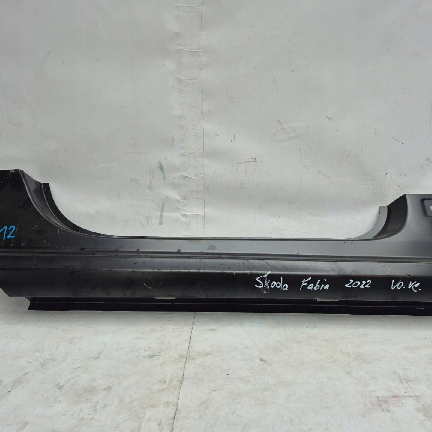 SKODA FABIA IV 6V 21- threshold right front front side
