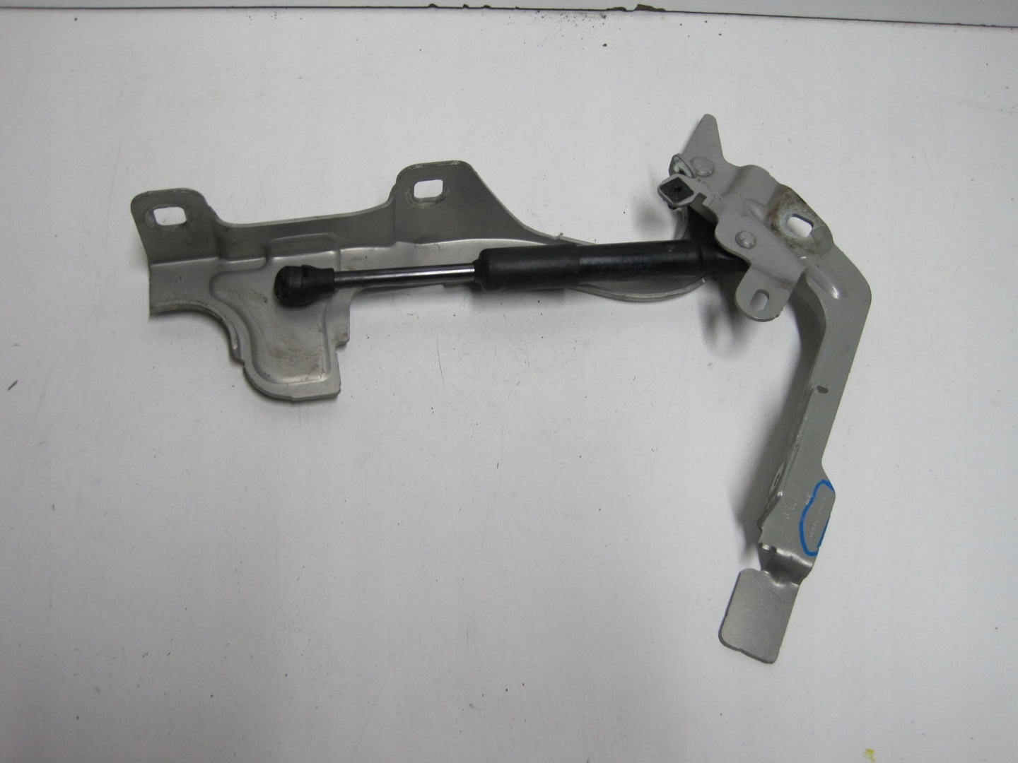 hinge bonnets CITROEN DS7 9829653580 9829653680