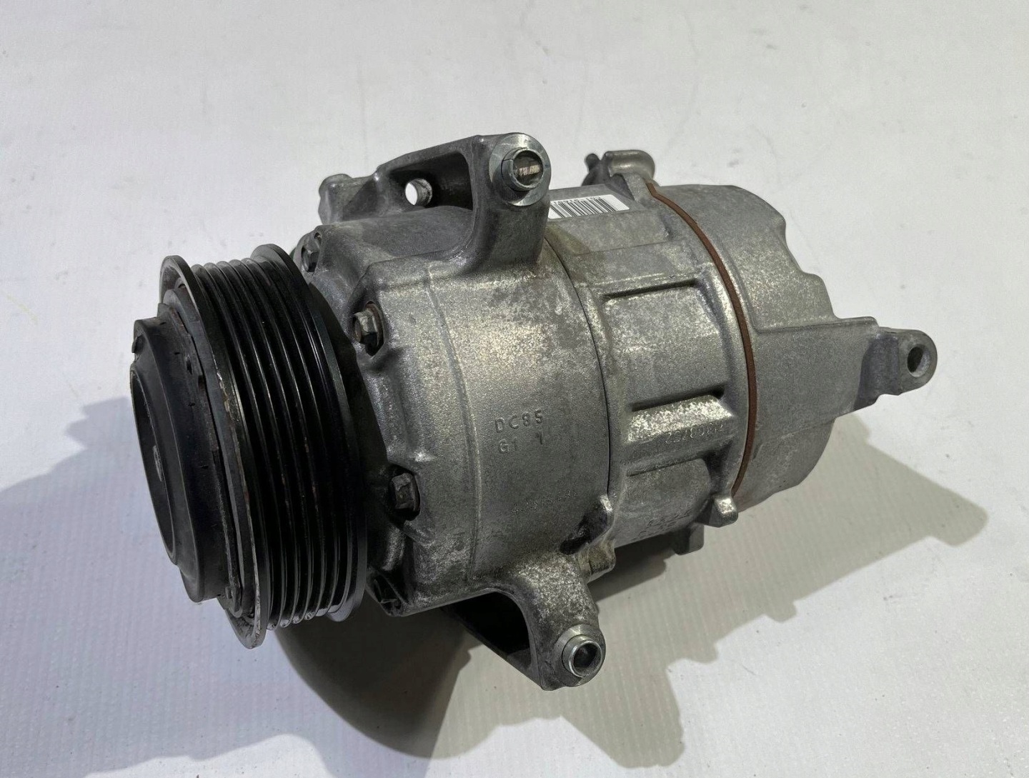 compressor; compressor of the air conditioning Ford Explorer VI 3.0 2020