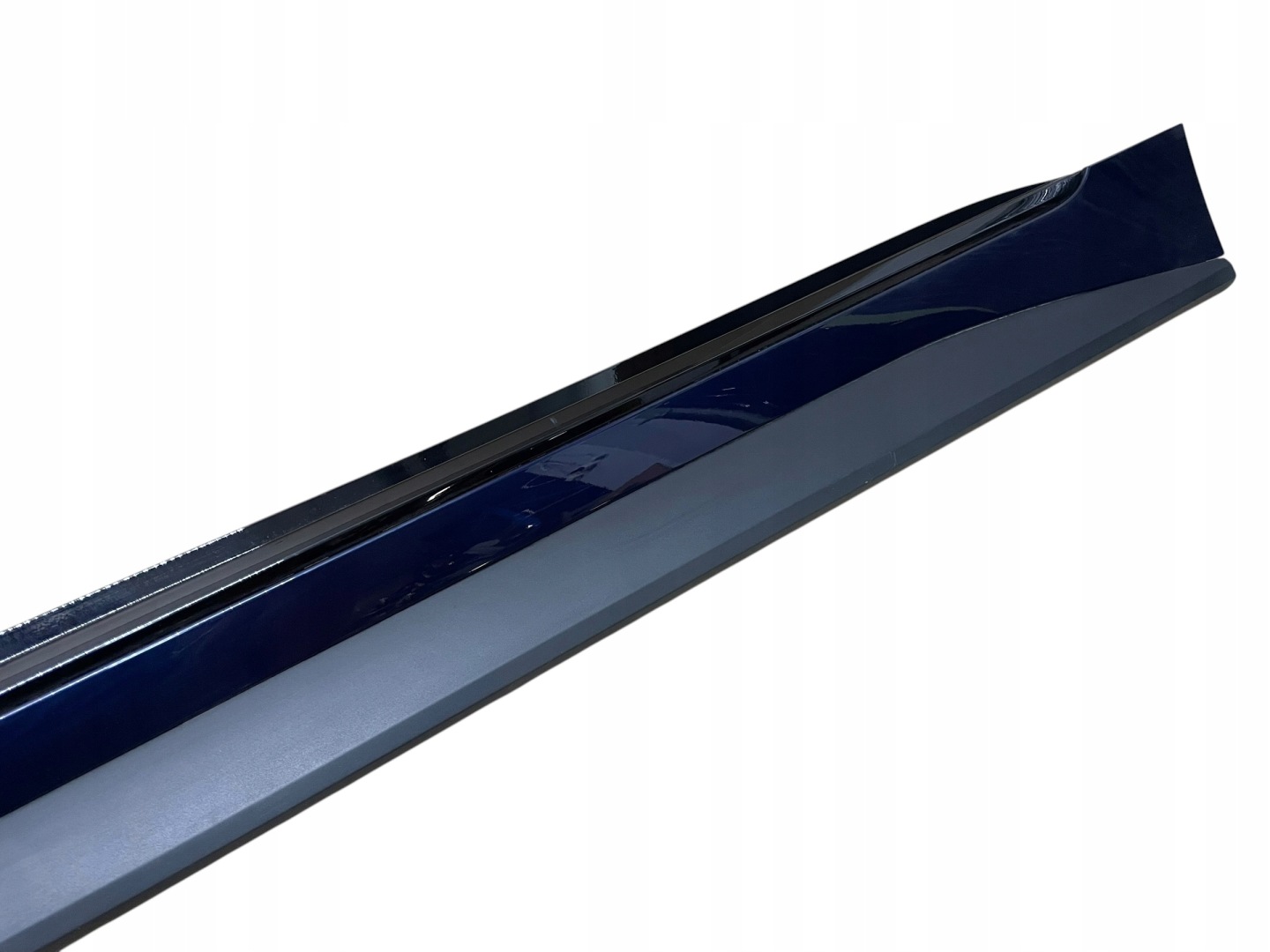 moulding threshold left SHADOW PODSWIETLANA m-packet KPL BMW 4 G26 C3Z IDEAL