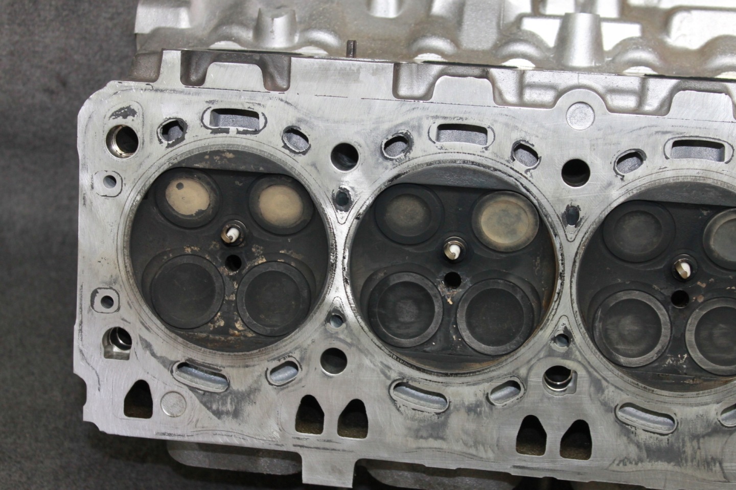 BMW X5M E70 X6M E71 5.0i S63B44A head. 5-8 left 7586182