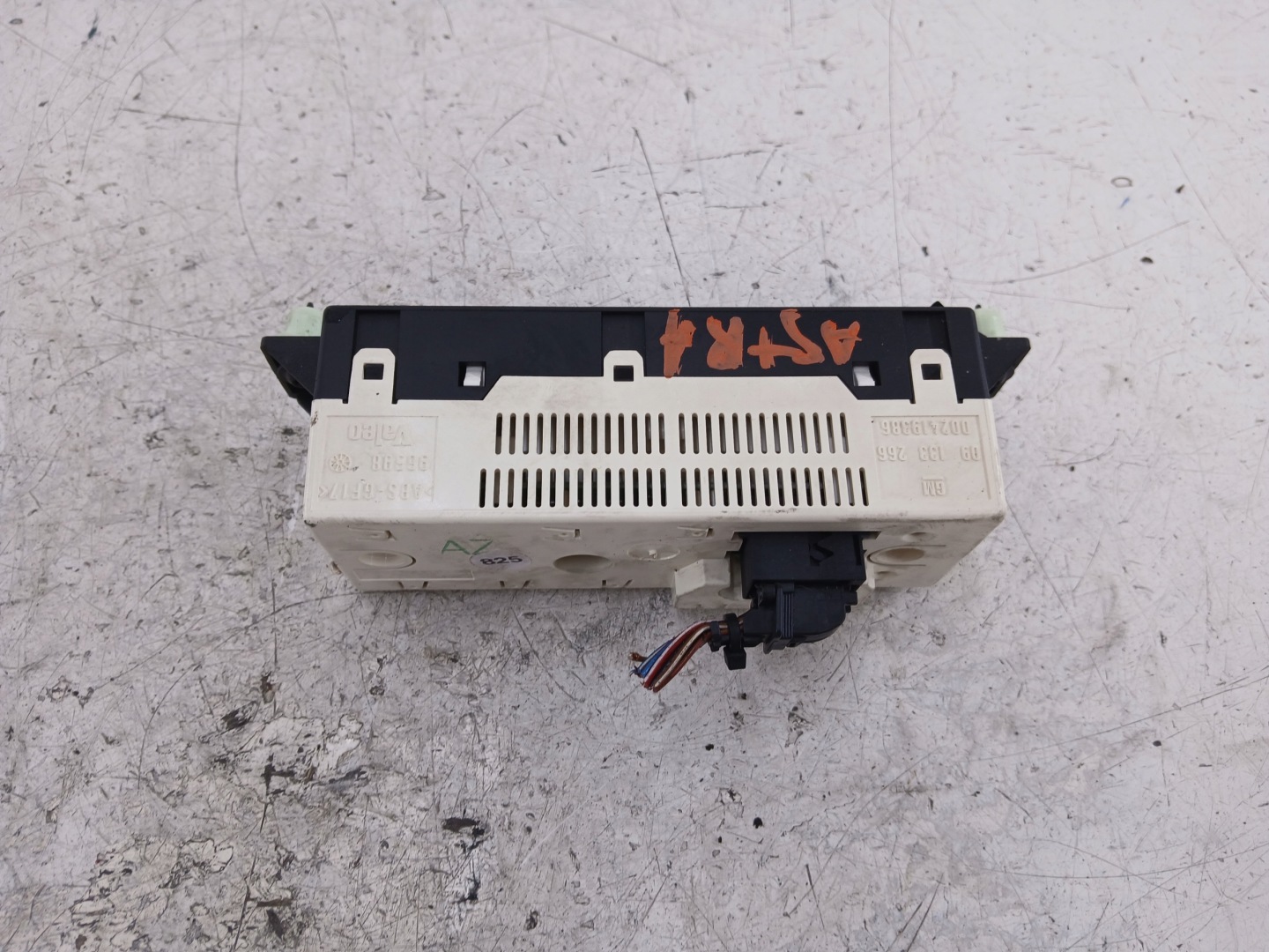 OPEL ASTRA II G display clock 09133266