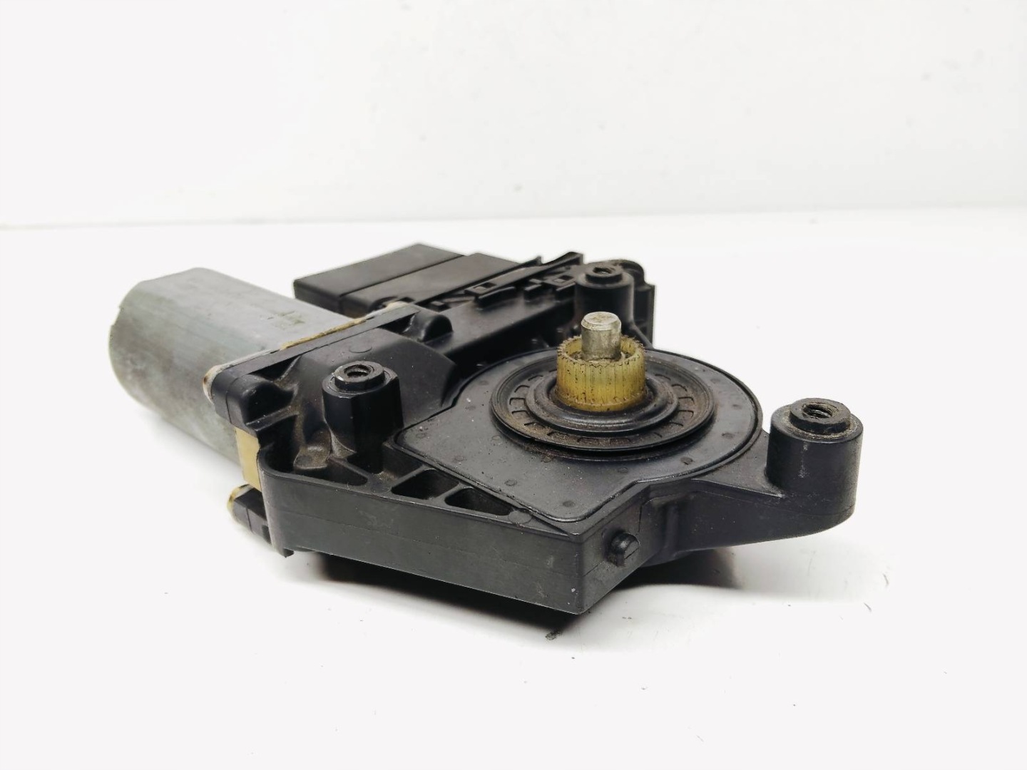 mini motor windows left rear part Vw Passat B5 0130821697