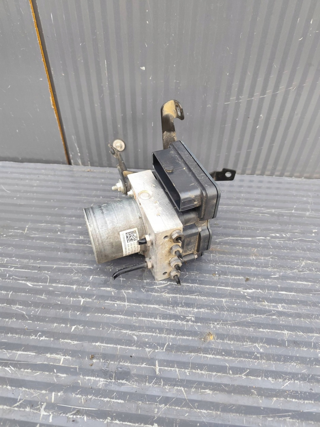 MERCEDES W177 A-KLASA pump control unit ABS A1779006203