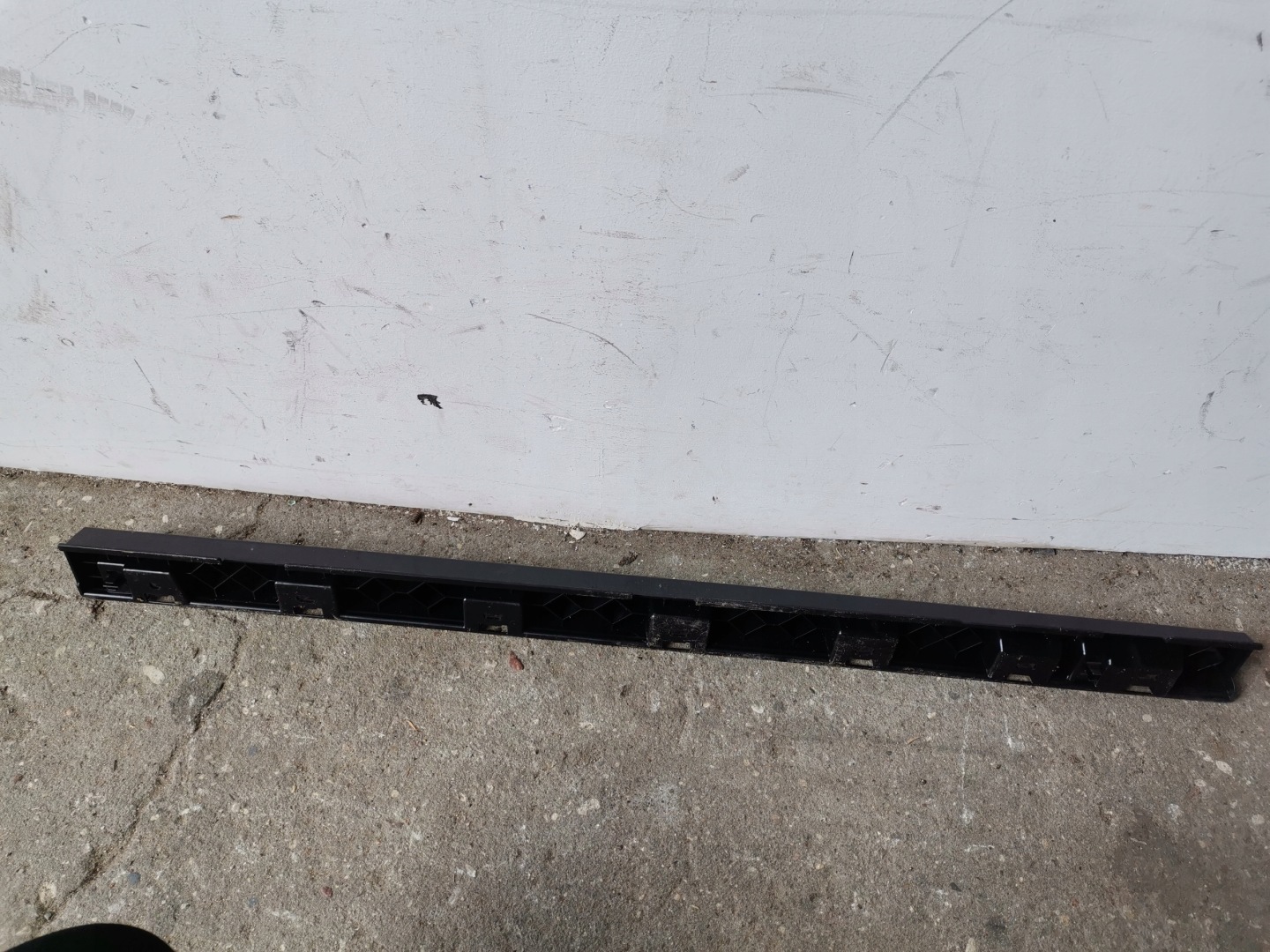 holder mouldings progowej right BMW E84 51122991494