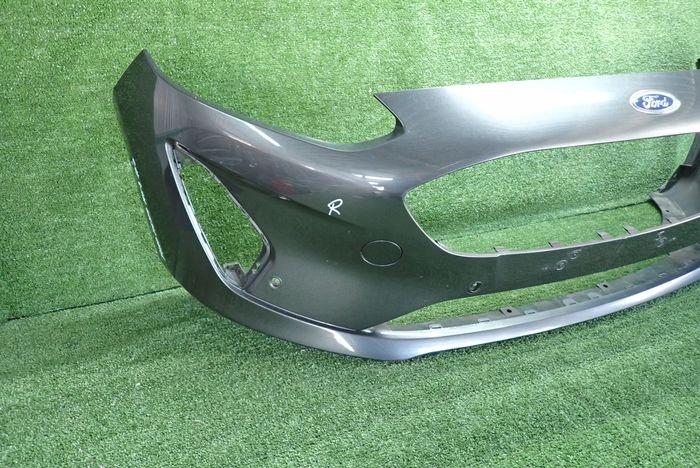 FORD FIESTA MK8 VIII 17- Frontstoßstange vorne