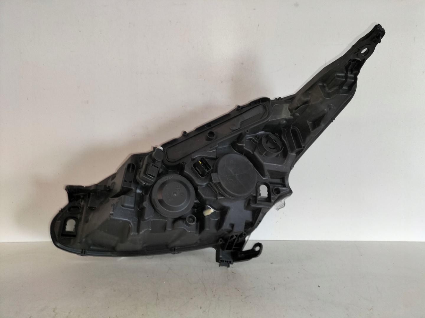 light front reflektor right PEUGEOT 208 LIFT 15-19