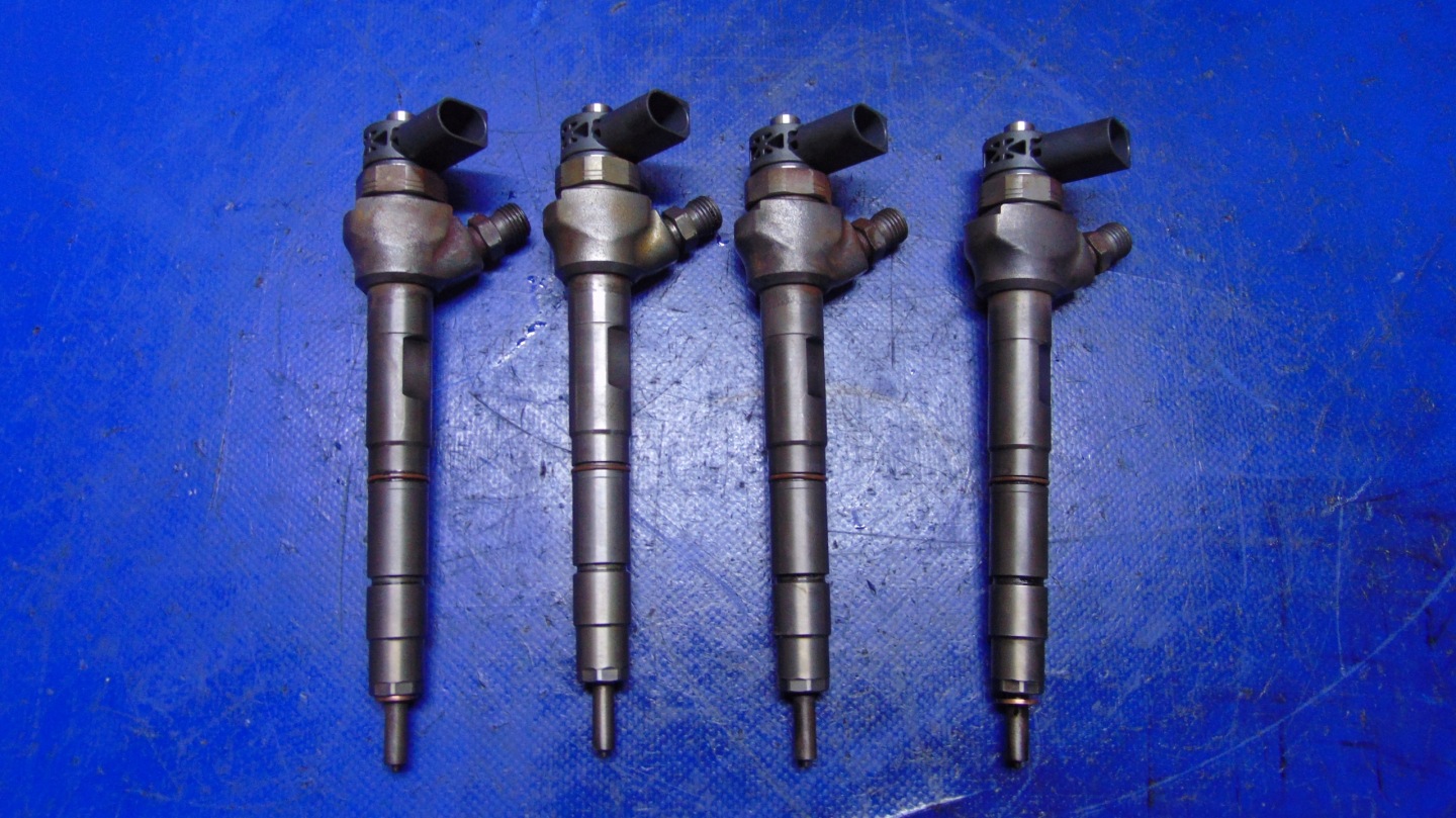 injector 2.0TDI SKODA OCTAVIA II A3 PASSAT B7 CADDY 04-13