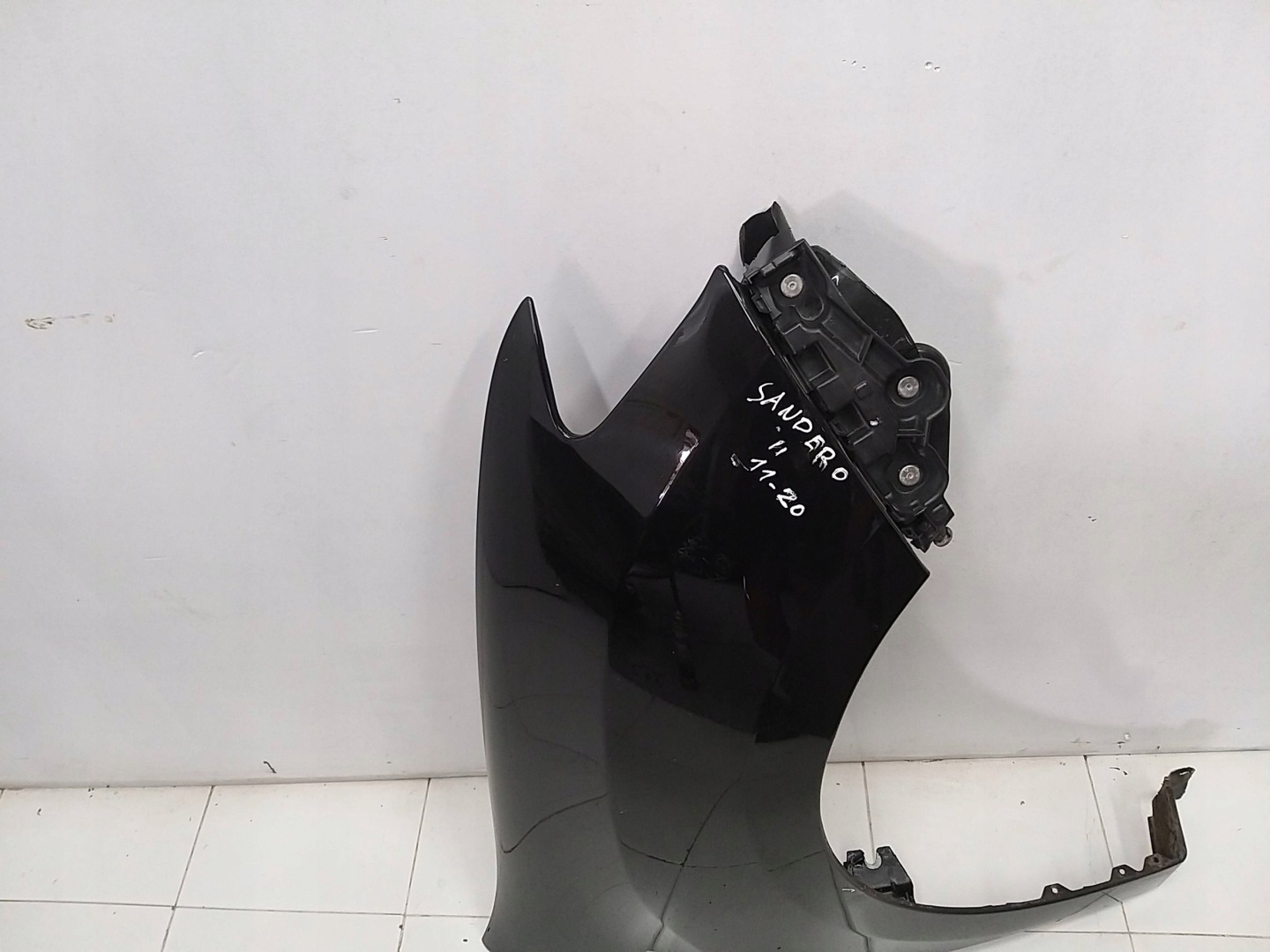 DACIA SANDERO II fender right front front 12--20R