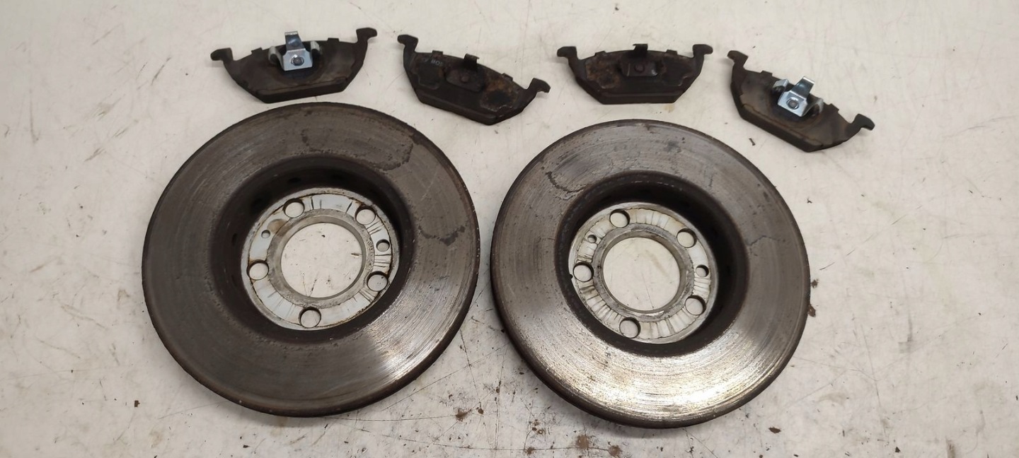 discs brake plates front Audi A1 1,2 TSI