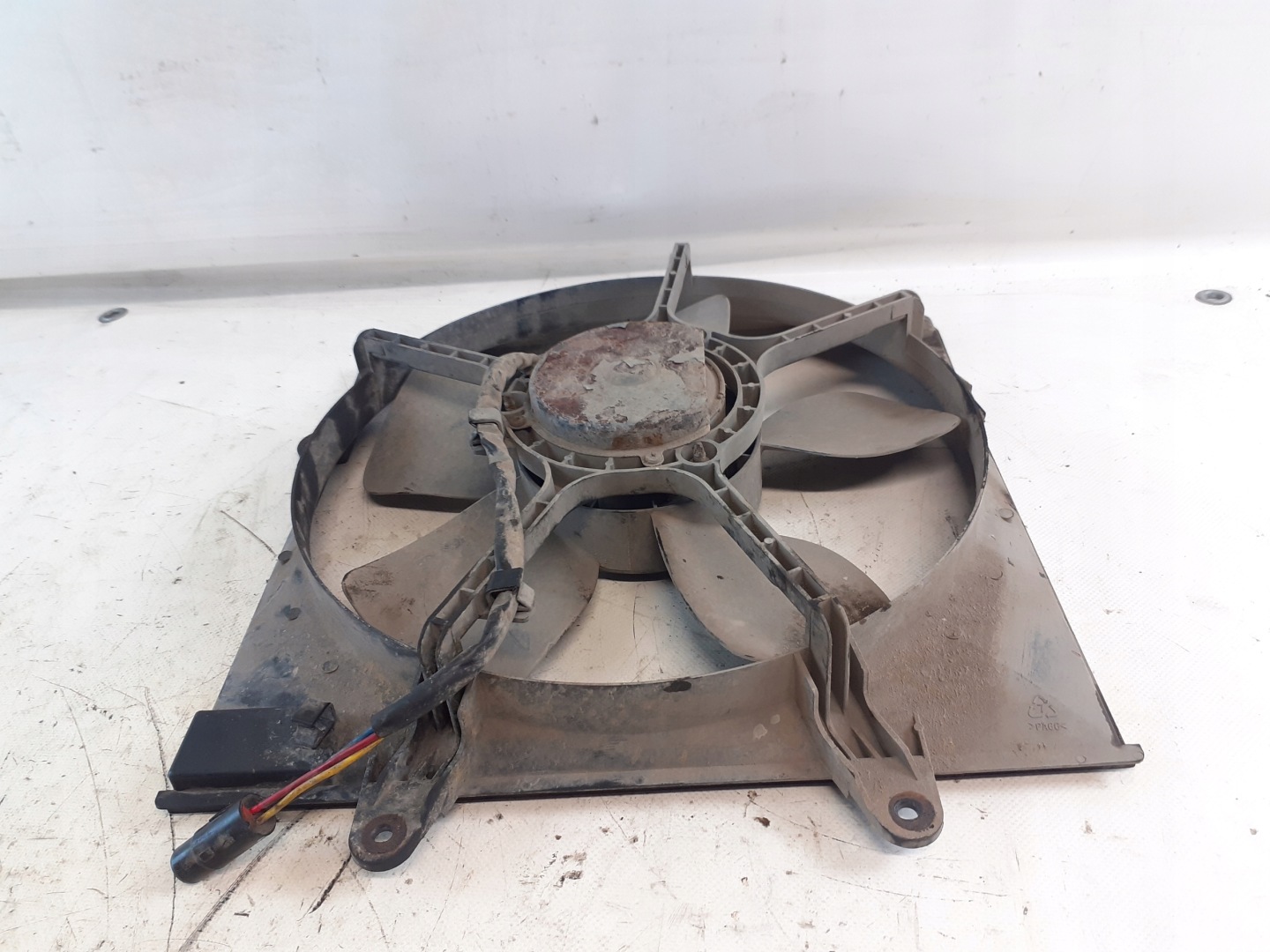Ventola radiatore KIA CARNIVAL e 2.9TDI