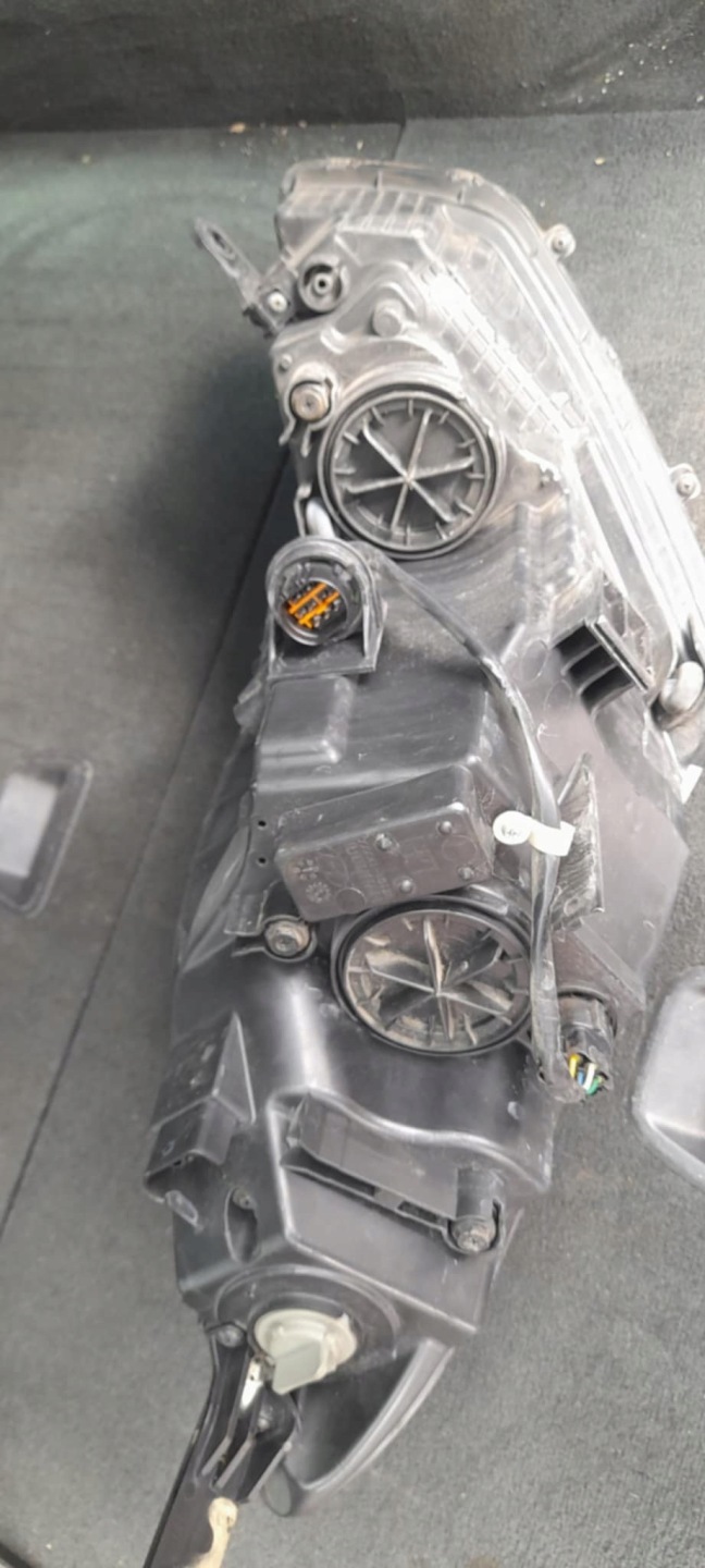 light left front HYUNDAI IX20 92101-1KXXX