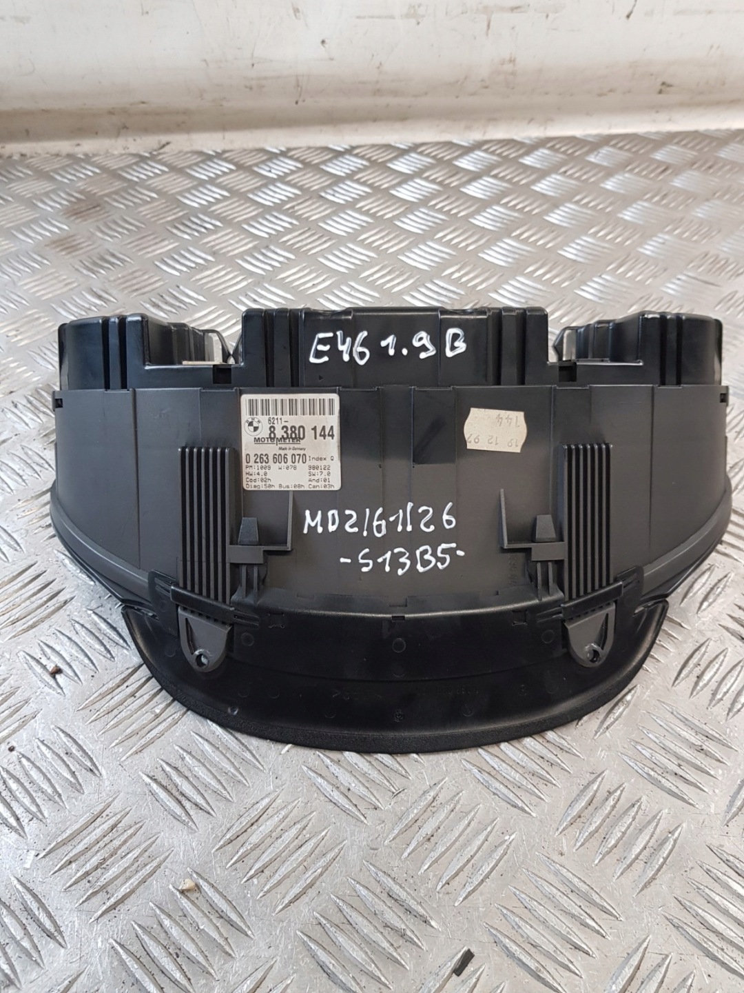 dials 8380144 BMW E46 1.9B 98R- EUROPA