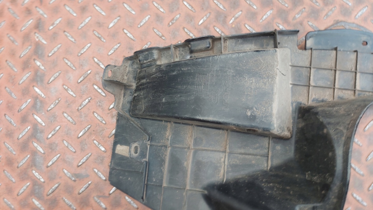 mudguard mudguard flap left rear part TOYOTA COROLLA E16 E18 13-19