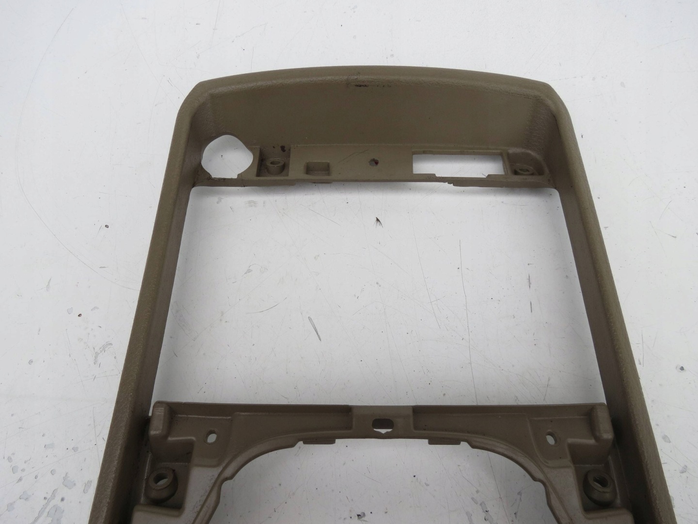frame TUNELU SRODKOWEGO VOLVO XC90 4.4 V8 2007r 30643839