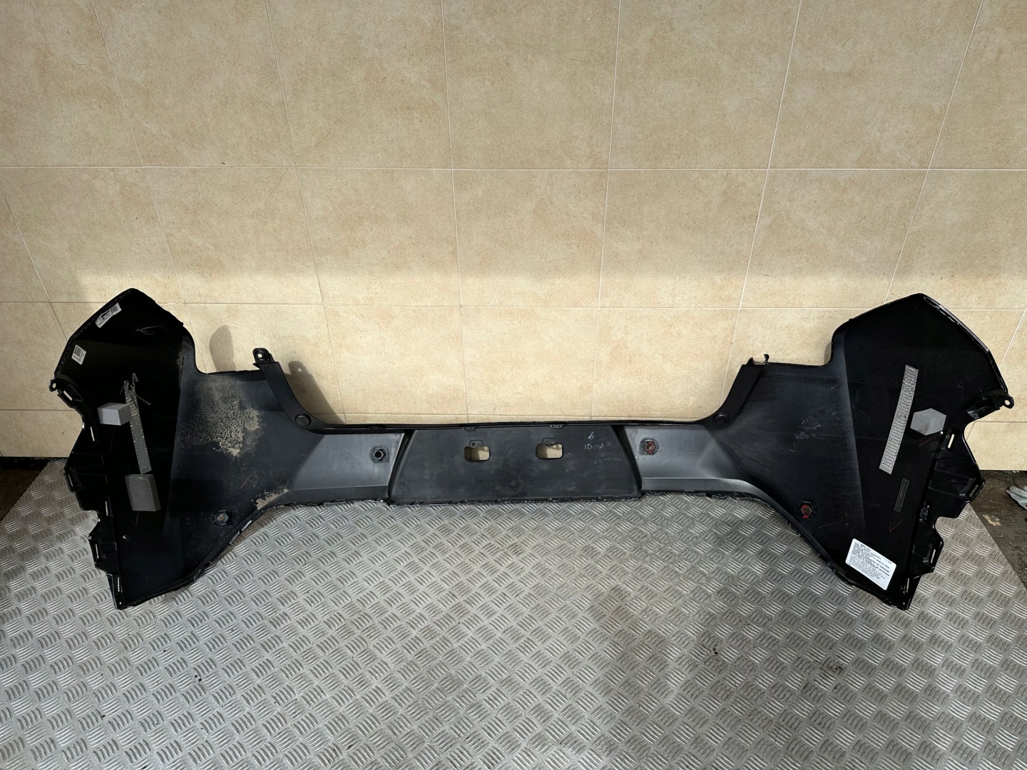 PARAURTI POSTERIORE LEXUS UX 4 PDC
