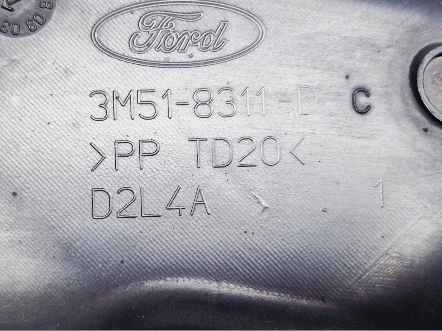 FORD C-MAX MK1 luftansaugkanal links 3M51-8311-DC