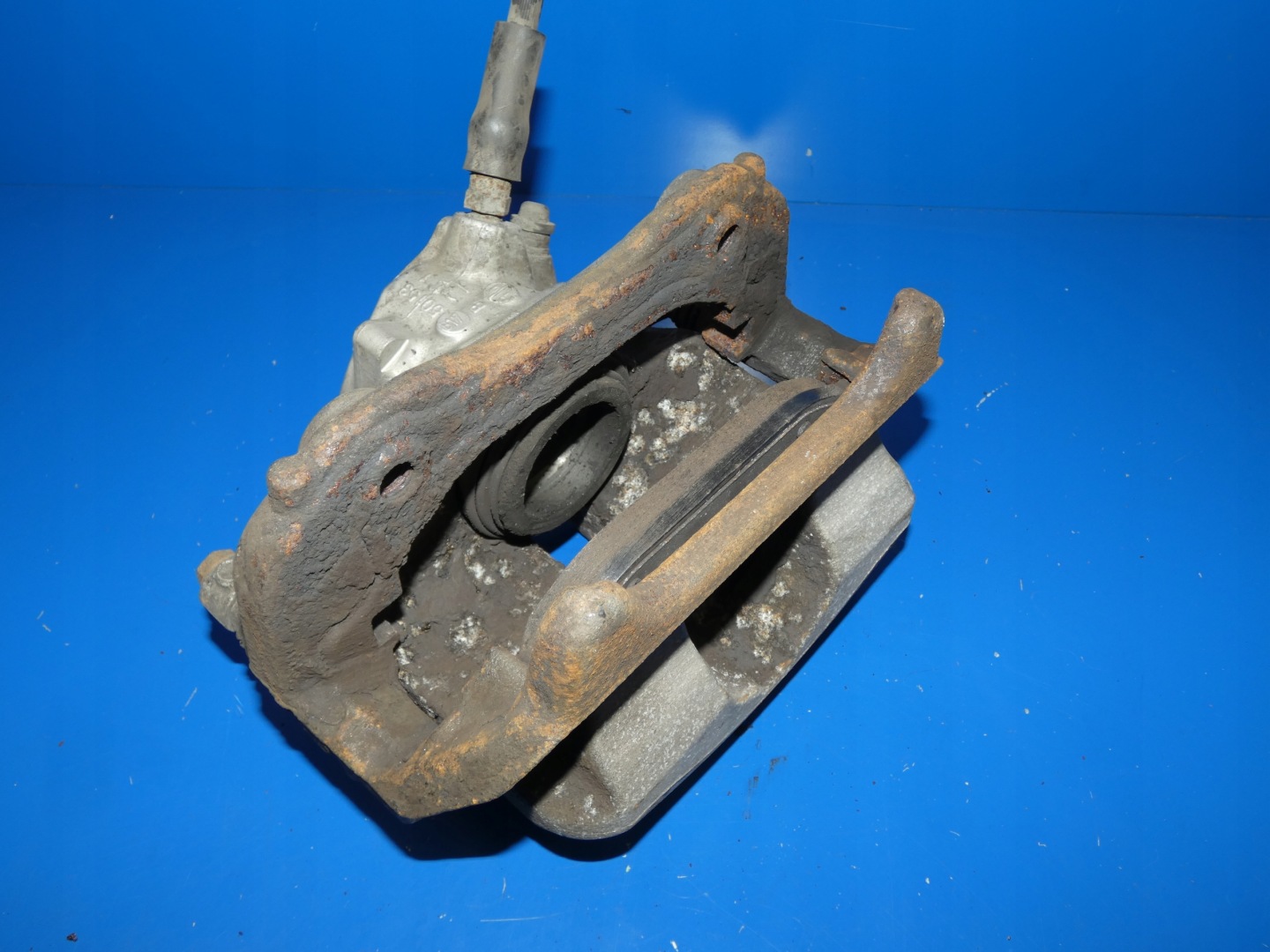 MERCEDES E KLASA W213 C W205 caliper brake left front 330X32