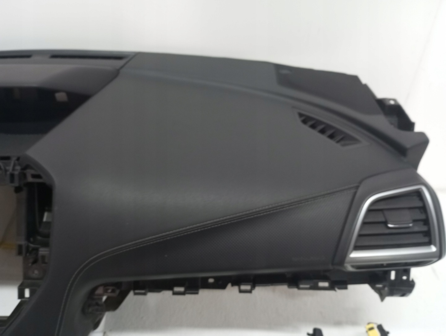 dashboard SUBARU FORESTER V