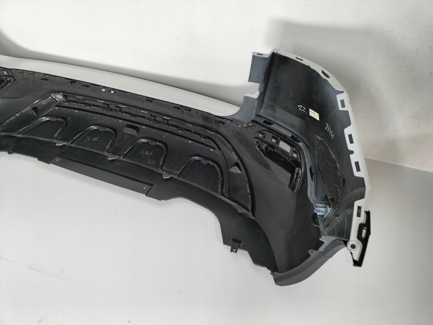 bumper rear rear part VW TAOS 20